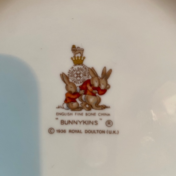 ROYAL DOULTON BUNNYKINS BABY/CHILDS BOWL - TO THE HUNT BALL - Picture 6 of 6